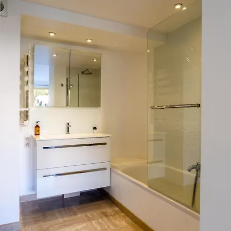 2-br In High Residential Cannes