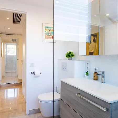 Διαμέρισμα 2-br In High Residential Κάννες