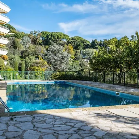 Appartamento 2-br In High Residential *